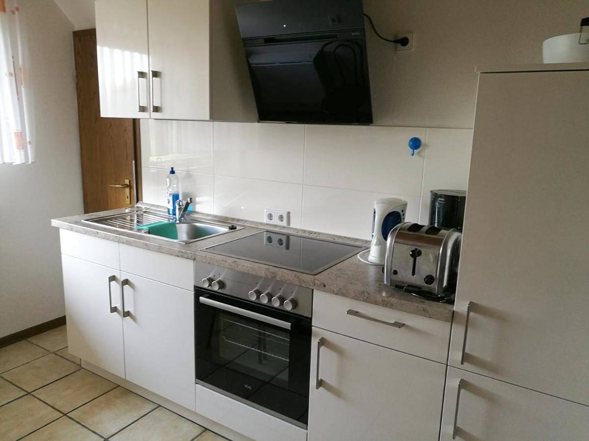 Ganze Wohnung, Apartment with Balcony in Bad Westernkotten, Erwitte