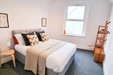 Apartment for 5 People in Swansea, Swansea region, Photo 1