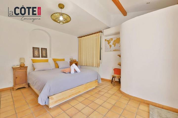 Location de vacances pour 8 personnes, avec piscine et jardin à Gignac-la-Nerthe - 3