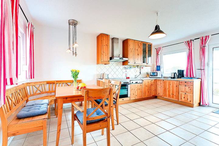 Ferienhaus für 6 Personen, mit Terrasse und Garten am Salzhaff - 4