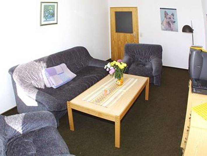 Bauernhof für 4 Personen, mit Terrasse und Garten, kinderfreundlich in Neuharlingersiel - 2