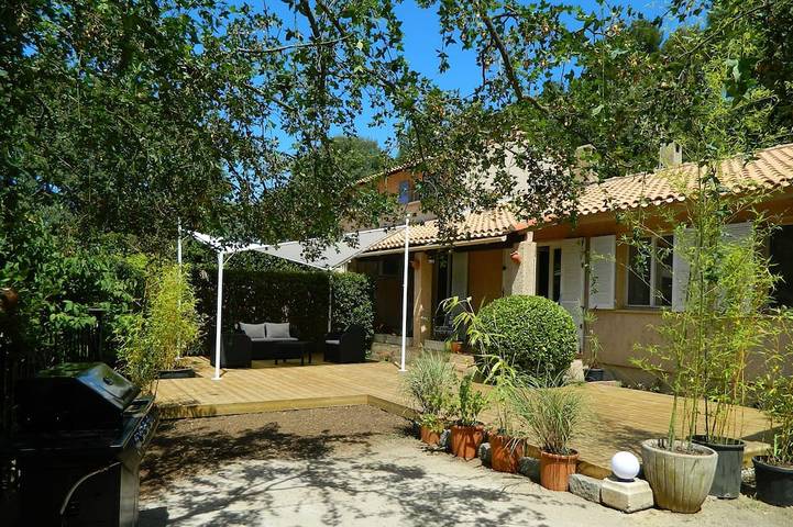 Ferienhaus für 5 Personen, mit Terrasse und Garten