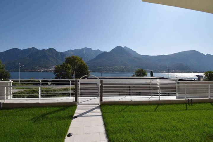 Ferienhaus für 6 Personen, mit Seeblick und Ausblick sowie Garten, kinderfreundlich