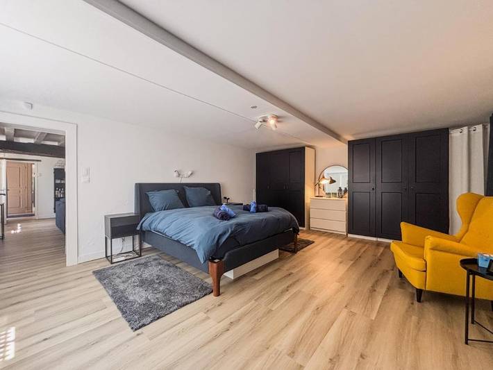 Location de vacances pour 8 personnes, avec jardin dans Villeneuve-en-Perseigne - 2