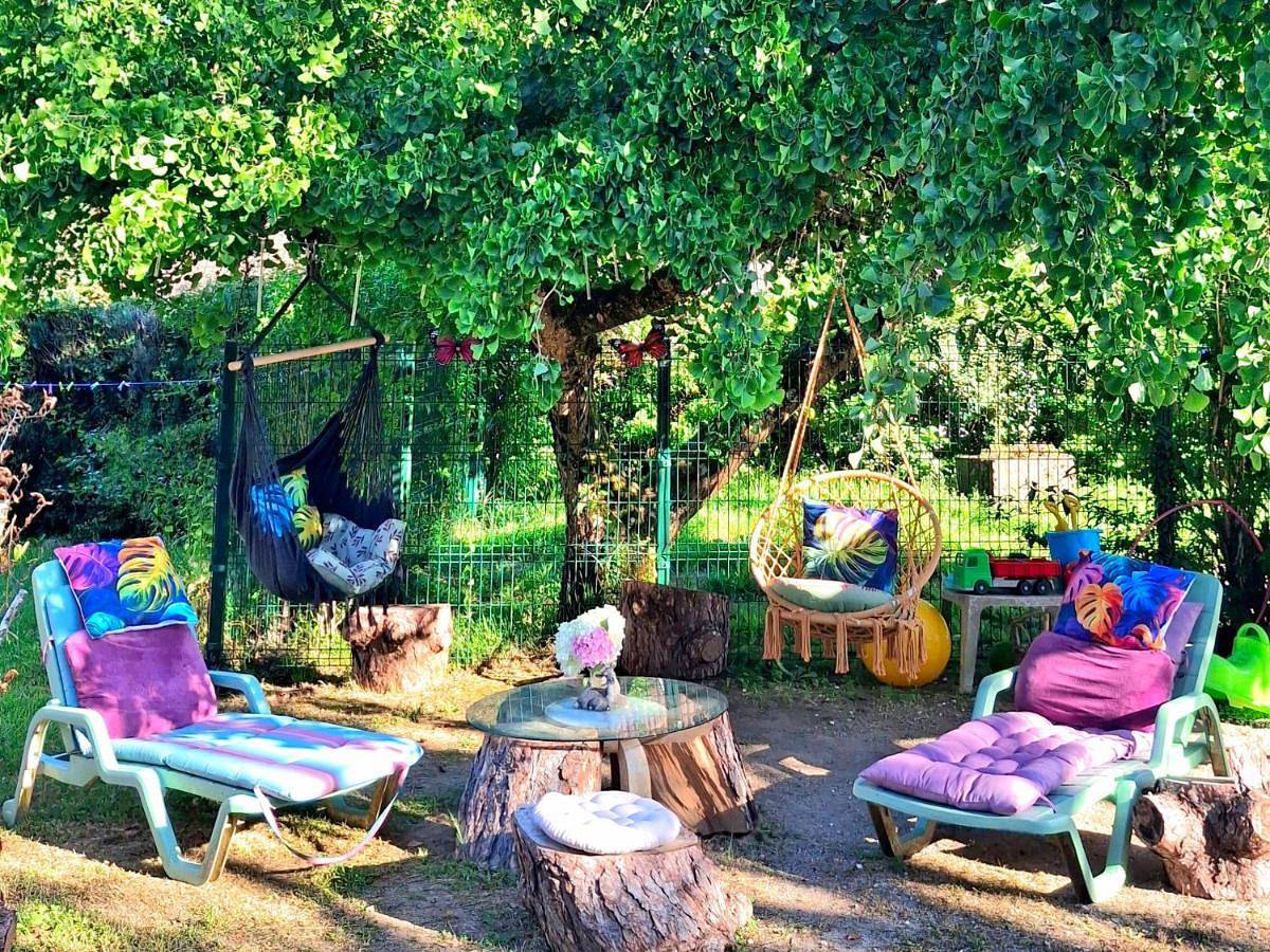 Appartement entier, Studio cosy climatisé 5 pers avec jardin vue vignes et nature in Étoile (homonymie), Jura