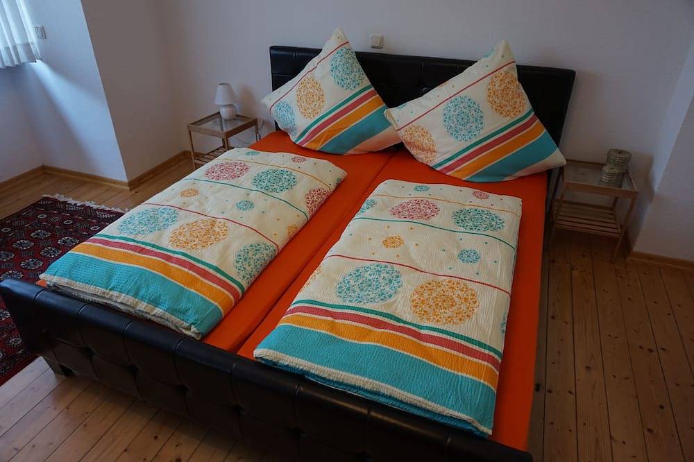 Entire apartment, City Near Flat Ehrenbreitstein 65m² with large garden in Deutsches Eck, Koblenz