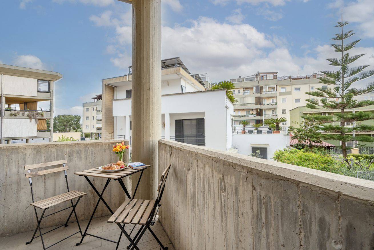 Cały apartament, Apartament wakacyjny dla 5 osób z balkon/ taras in Palese, Bari