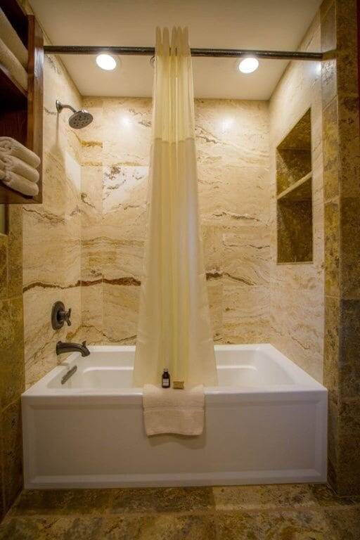 Wunderschönes Haus mit freiem Blick auf das Meer und die Berge und eigenem Whirlpool! in Homer, Kenai Peninsula