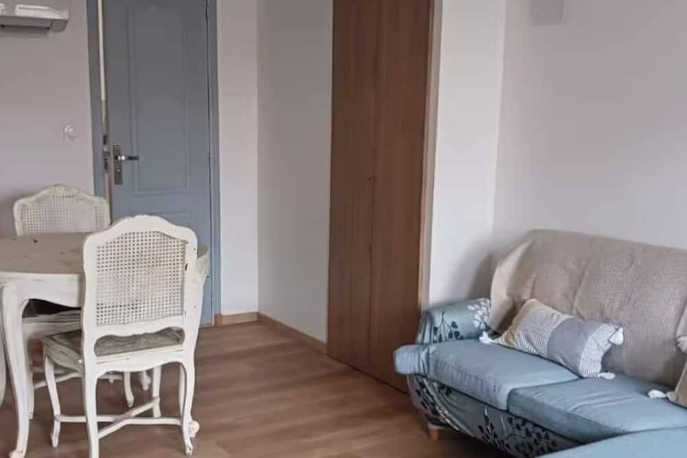Entire apartment, Cosy little apartment in Terrasson-Lavilledieu, Périgord Noir