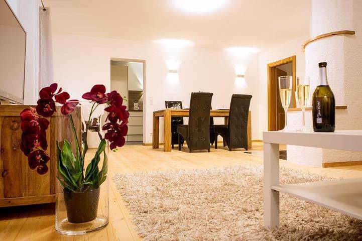 Ferienwohnung für 6 Personen, mit Balkon und Seeblick sowie Ausblick in Mondsee (Stadt) - 2