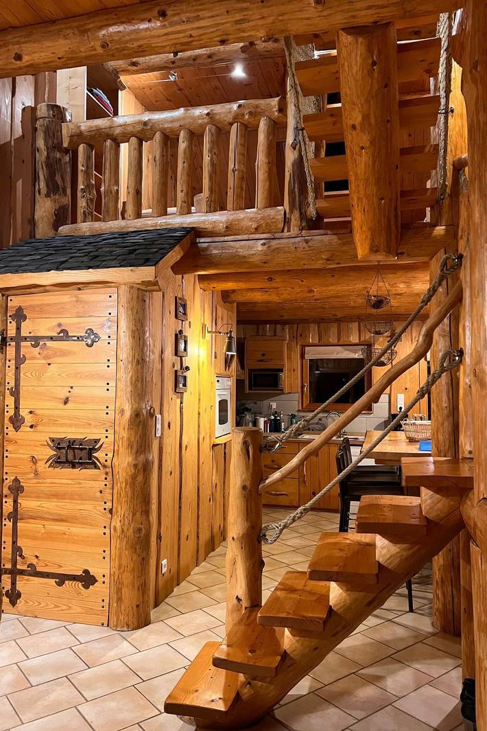 Location de vacances pour 6 personnes, avec piscine et terrasse à Le Noyer - 2