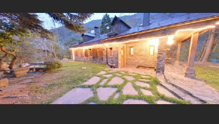 Casa rural para 8 personas, con jardín y vistas - 1