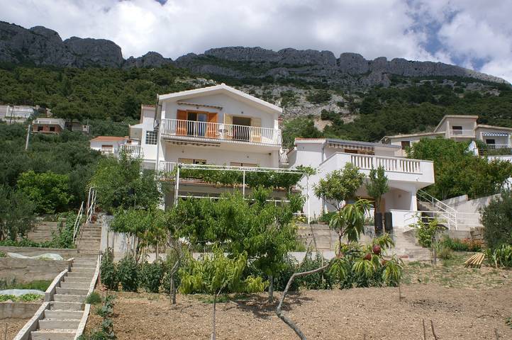 Ganze Wohnung, Studio Appartement am Strand Pisak, Omis As-2750-a in Pisak, Omis-Riviera