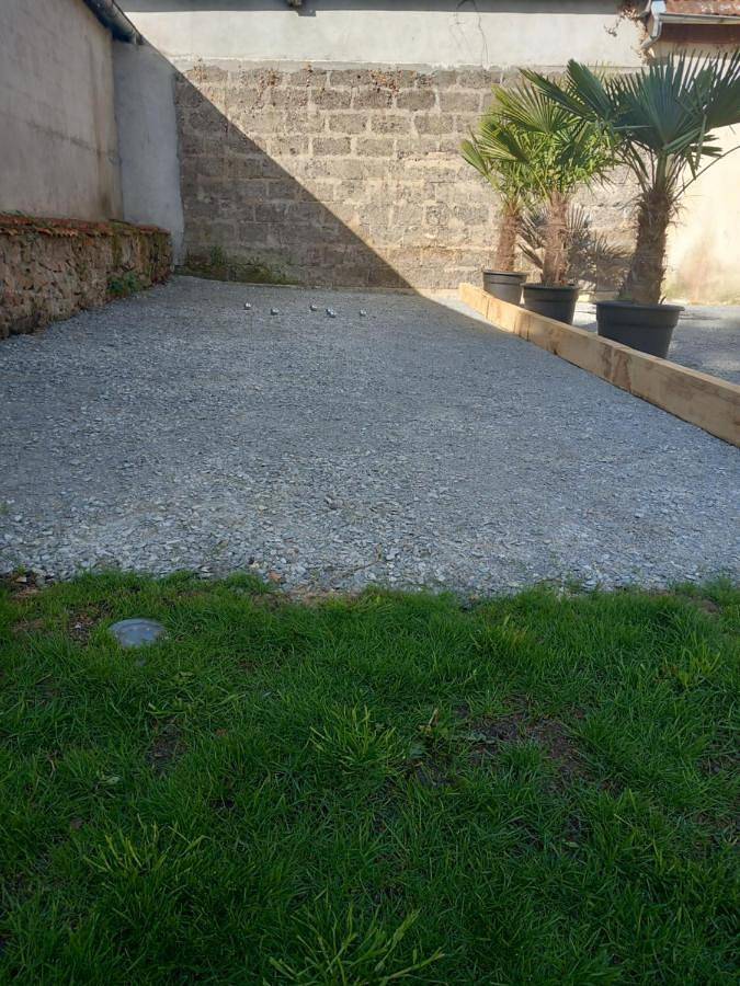 Gîte pour 2 personnes, avec balcon à Thizy-les-Bourgs - 3