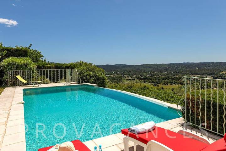 Location de vacances pour 8 personnes, avec balcon/terrasse à Callian - 2