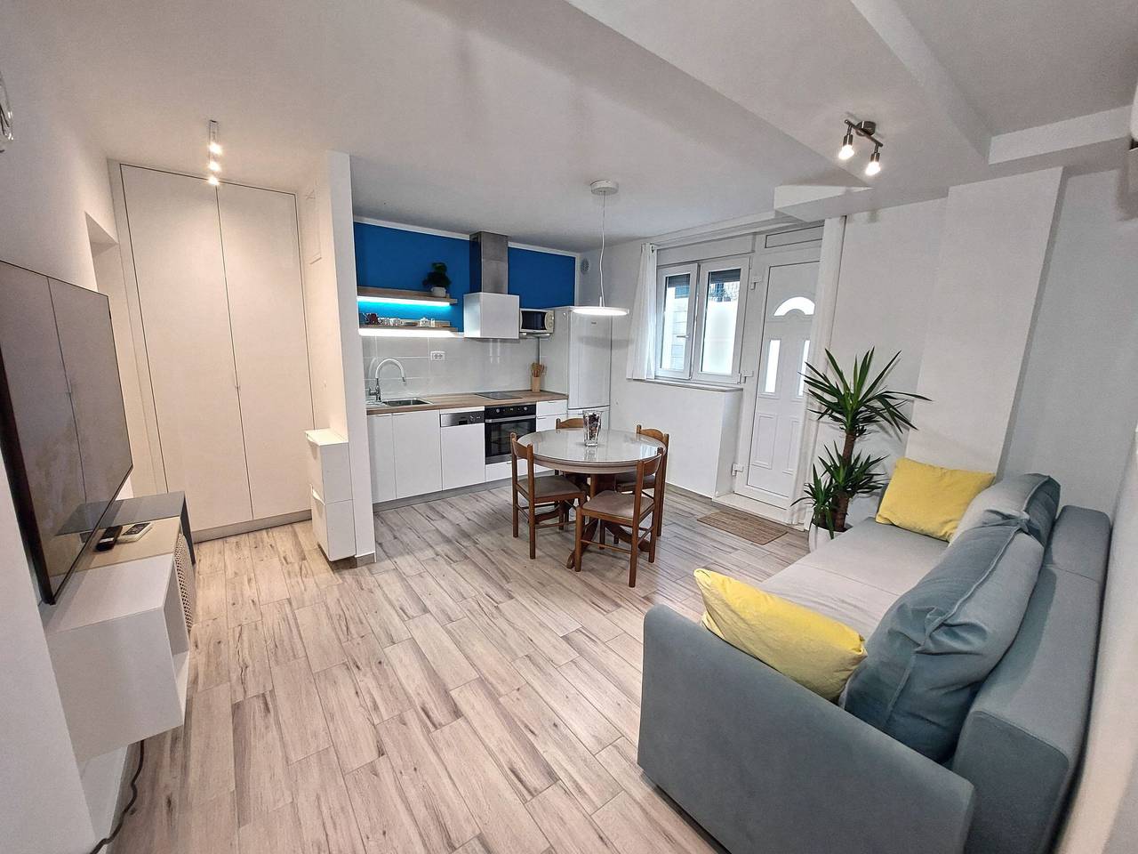 Appartement entier, Sonniger Rückzugsort mit Privatparkplatz in Split, Split-Dalmatie