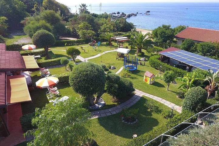 Bungalow für 5 Personen, mit Garten, mit Haustier in Kalabrien