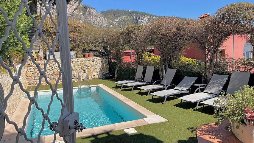 Location de vacances pour 7 personnes, avec jardin et piscine à Èze - 4