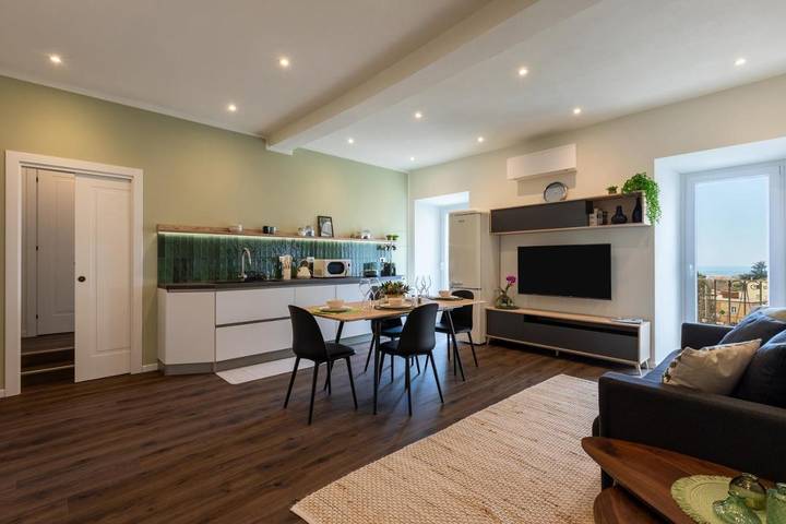 Apartamento de vacaciones para 6 personas, con balcón y vistas - 1