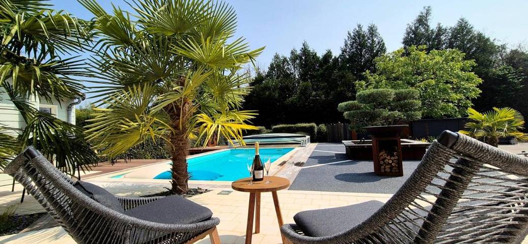 Chambre d’hôte pour 2 personnes, avec jardin ainsi que piscine et vue à Lorigné