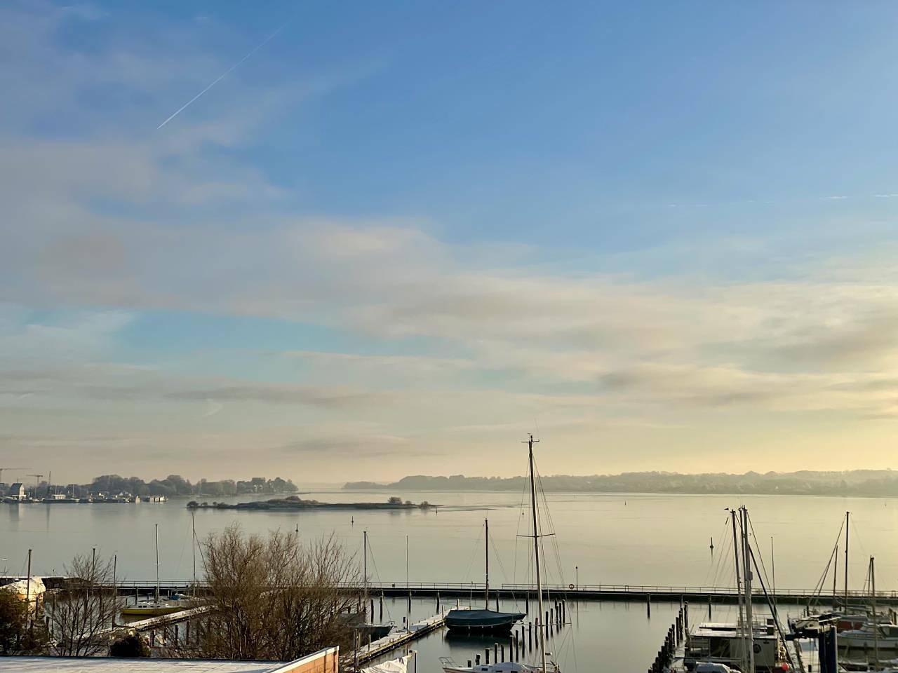 Ganze Wohnung, Schlei-Möwe - Moderne Wohnung mit Schleiblick & Balkon direkt am Yachthafen in Schleswig, Schleswig & Umgebung