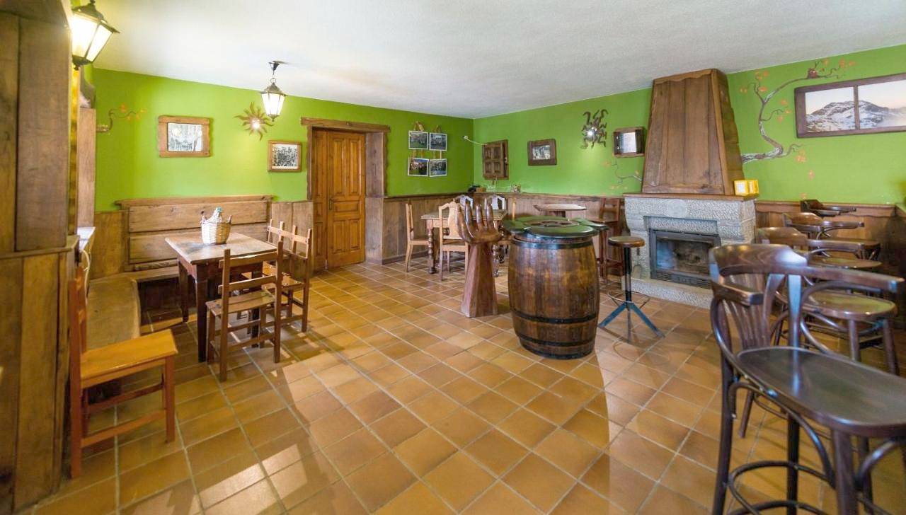 Hostal Peña Santa in Soto de Sajambre, Oseja de Sajambre