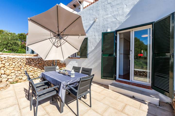 Location de vacances pour 5 personnes, avec bassin pour enfant et jardin à Arenal d'en Castell - 4