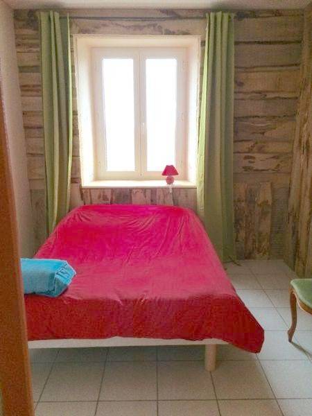 Location de vacances pour 5 personnes à Lachamp-Raphaël - 2