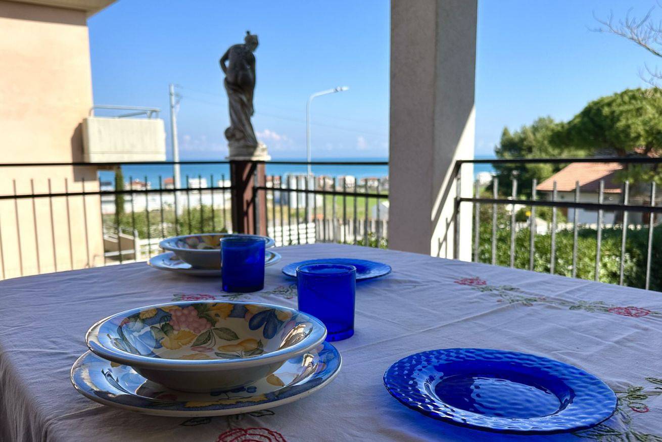 Entire apartment, Se055 - Montemarciano, huge three-room apartment with sea view in Montemarciano, Ancona Province