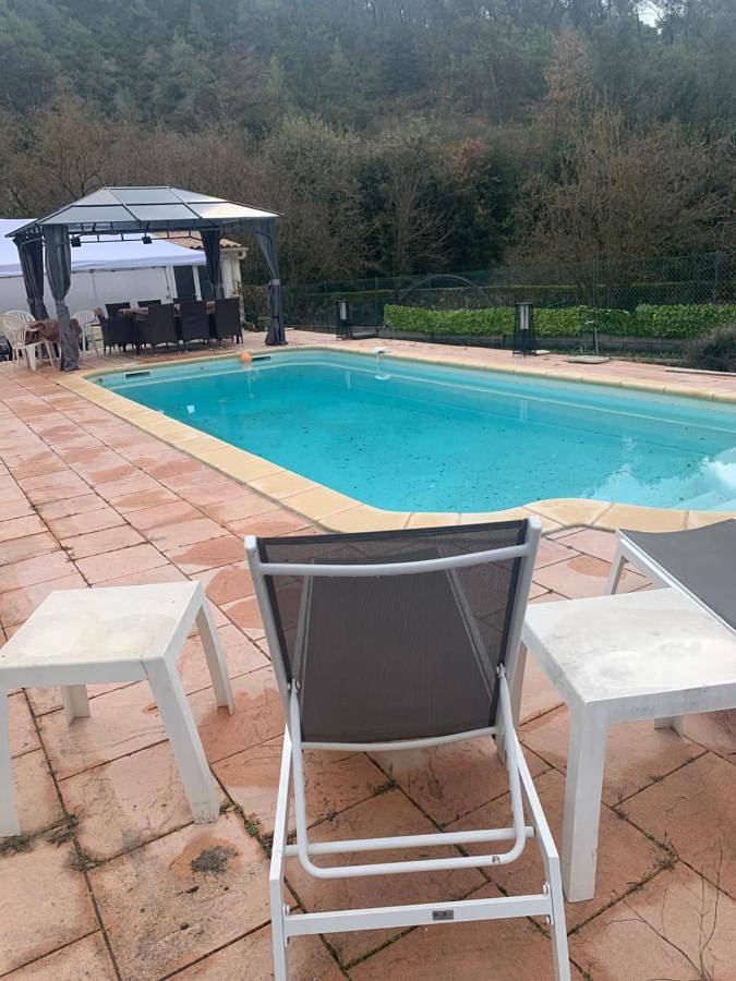 Gîte pour 6 personnes, avec piscine ainsi que jacuzzi et jardin à Contes - 3