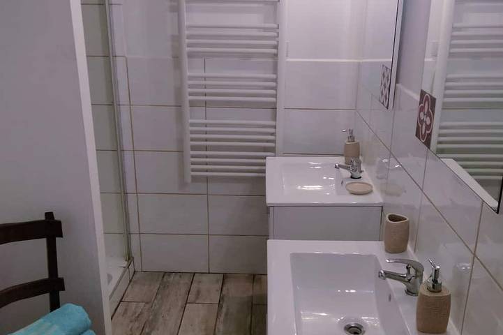 Gîte pour 5 personnes à Eyrans - 2