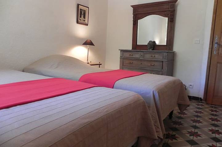 Location de vacances pour 8 personnes, avec jardin et balcon à Les Assions - 2