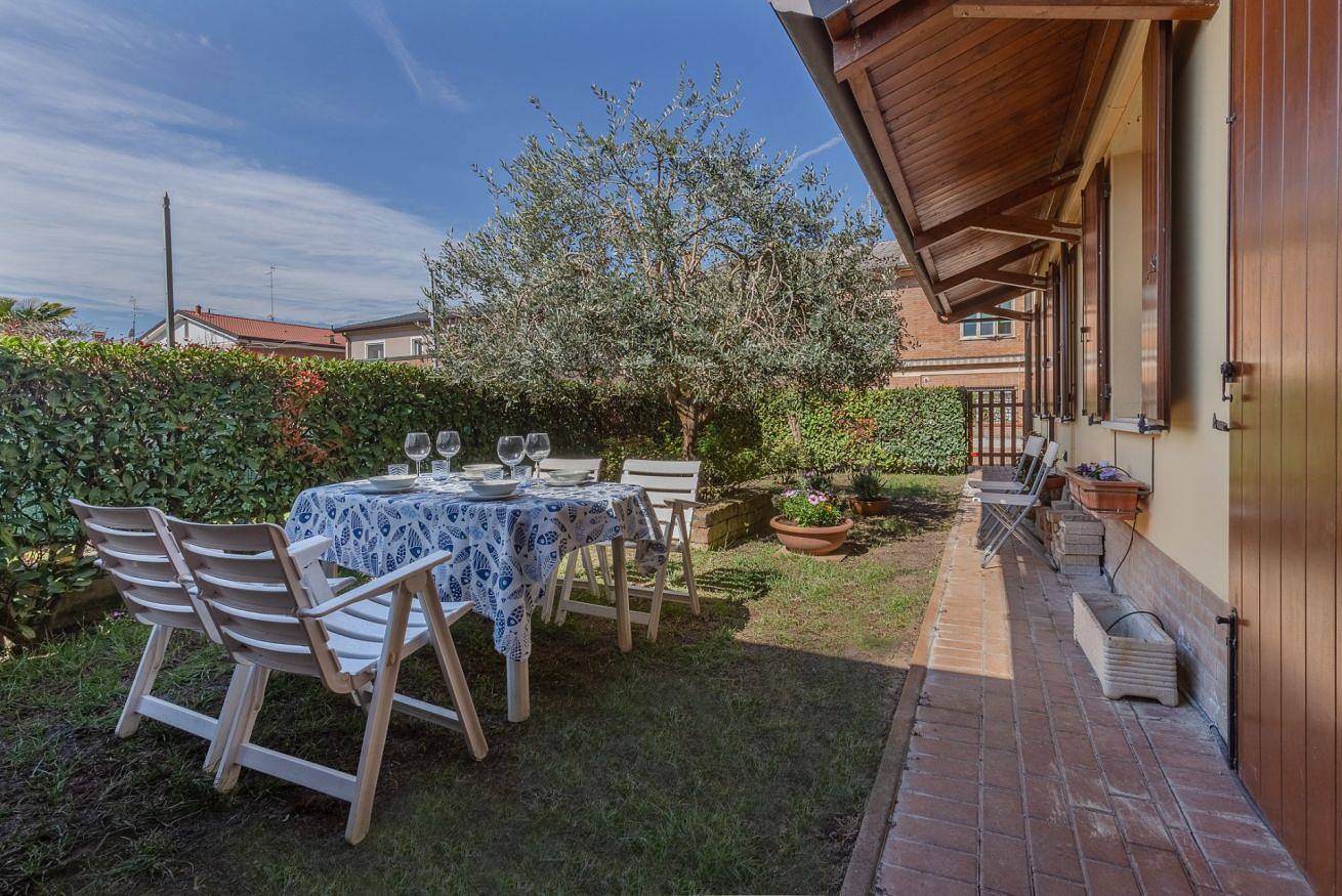 Ganze Wohnung, Guesthost - La Sammartina Garden Apartment x6 in Ferrara, Ferrara Provinz