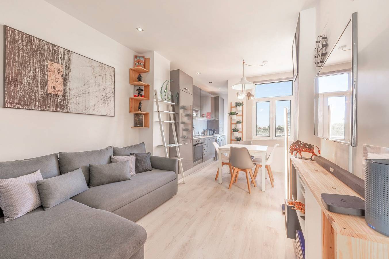 Ganze Wohnung, Ferienwohnung für 4 Personen in Parque das Nações, Costa de Lisboa