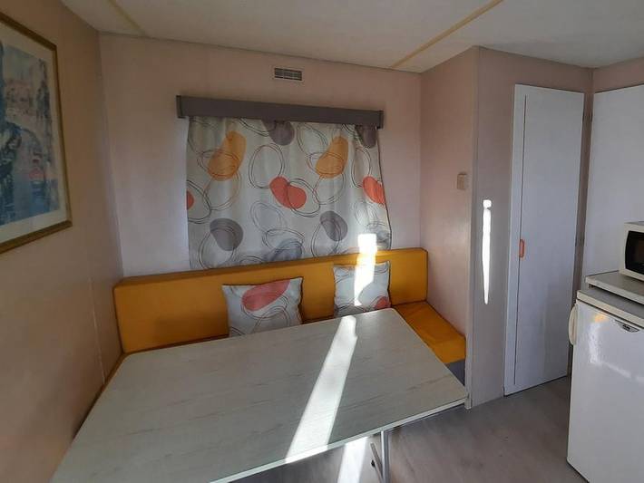 Camping pour 4 personnes, avec bassin pour enfant dans le Lot - 3