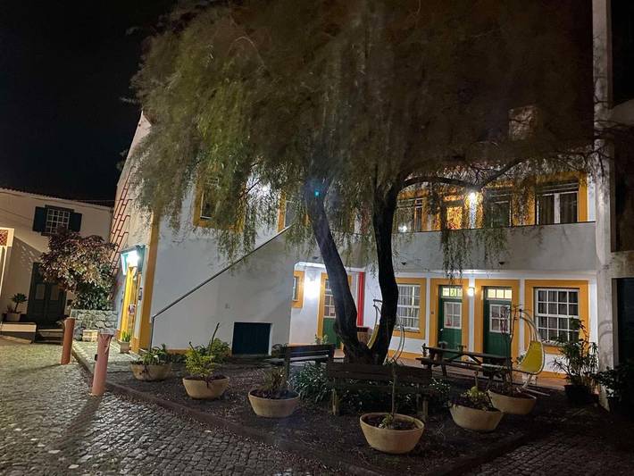 Location de vacances pour 3 personnes, avec terrasse, animaux acceptés à Horta - 3