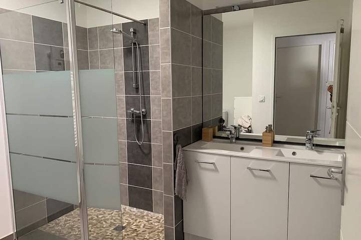 Location de vacances pour 4 personnes, avec jardin et terrasse à Saint-André-de-Cubzac - 4