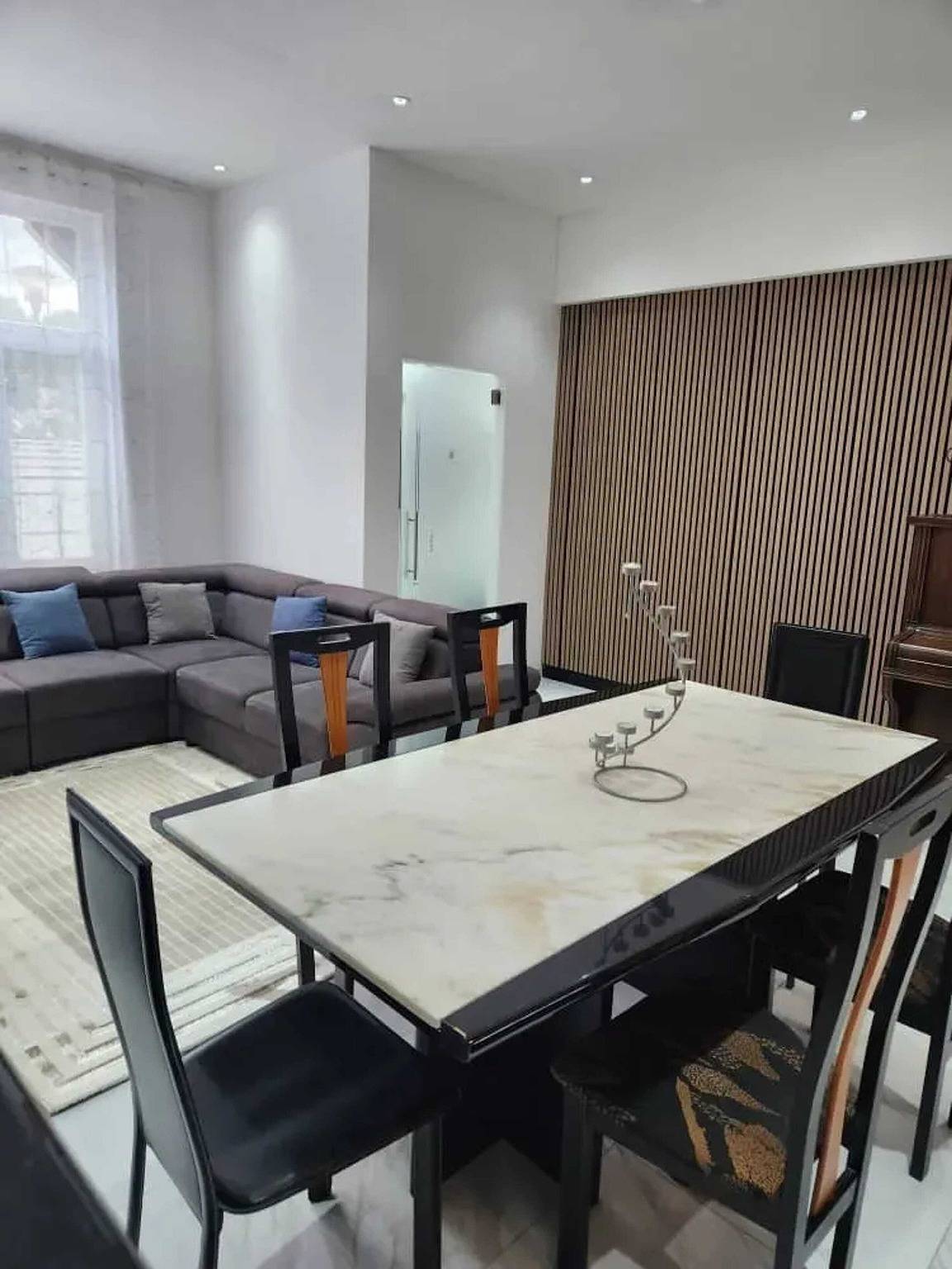 Geräumiges Haus in Brunehaut mit Seeblick in Brunehaut, Hennegau