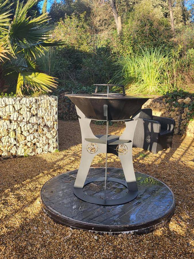 Gîte pour 3 personnes, avec jardin ainsi que terrasse et vue à Alès - 2