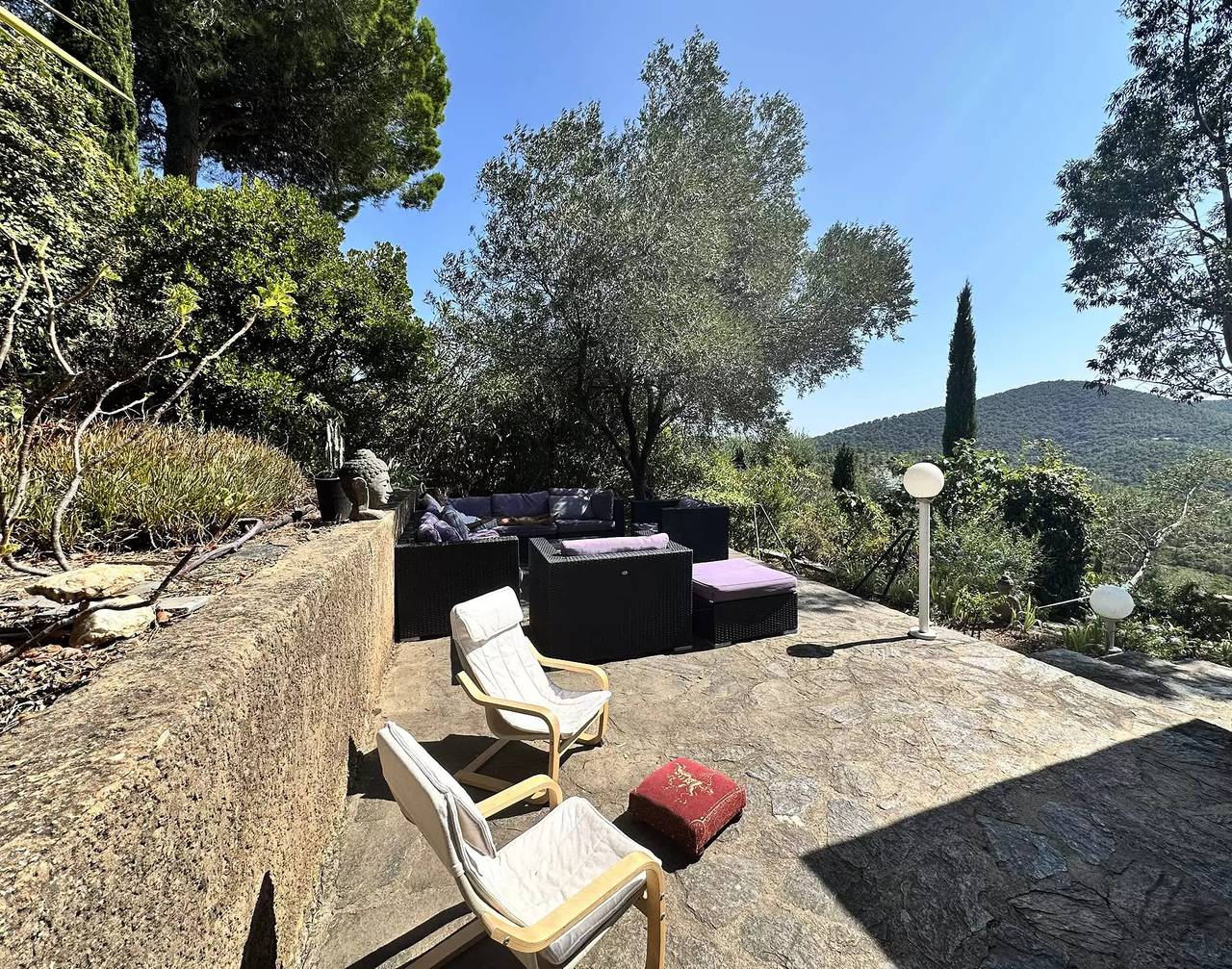 Mazet climatisé pour 7 personnes sur le Domaine de Valcros à la Londe Les-Maures in La Londe-les-Maures, Côte méditerranéenne (France)