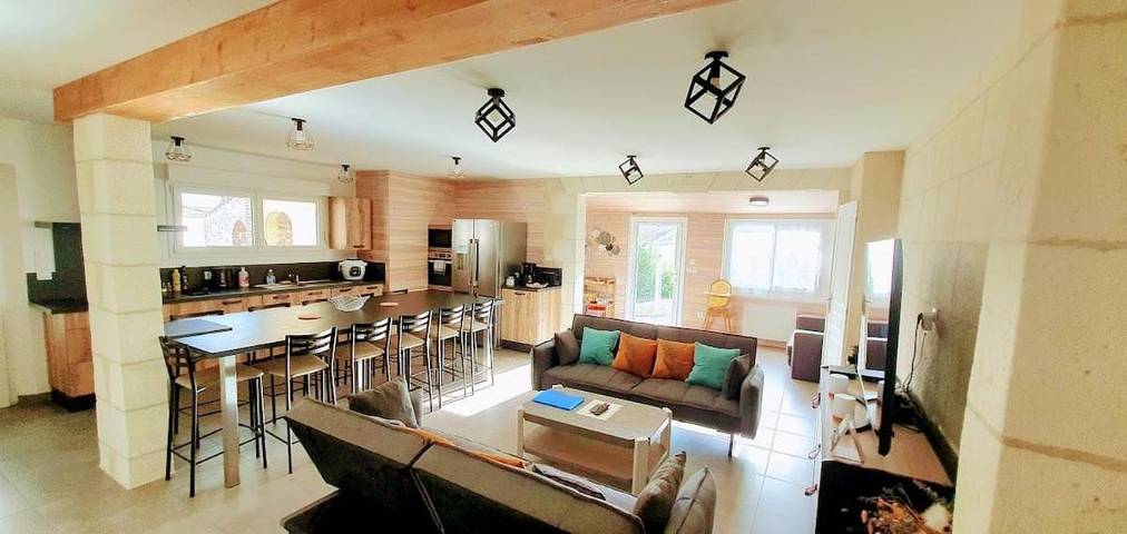 Gîte pour 12 personnes, avec jardin et terrasse à Saint-Mars-la-Réorthe - 2