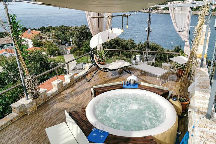 Holiday apartment for 4 people, with sauna and pool as well as balcony - 1