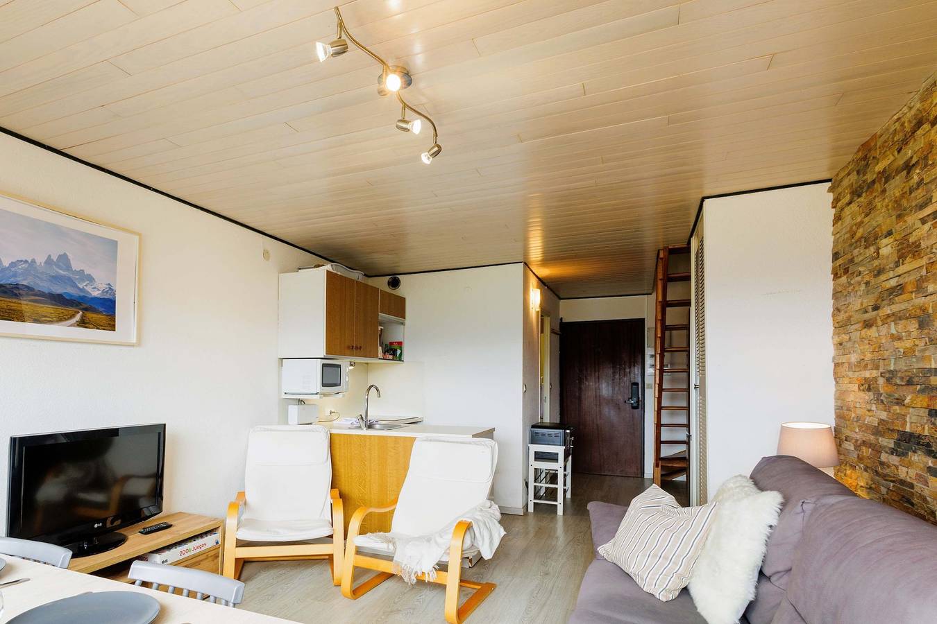 Appartamento intero, Anana Balcon Cerdan   Duplex with Mountain Views in Font-Romeu-Odeillo-Via, Parco naturale regionale dei Pirenei catalani