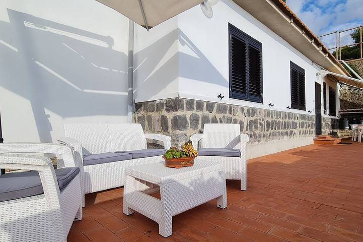 Apartamento entero, Attinia - Villa Martina Mare in Spiaggia sotto la torre, Casal Velino