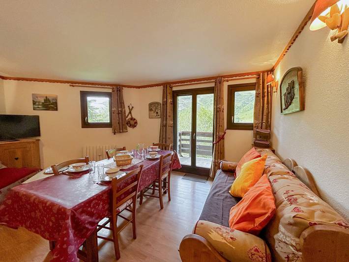Chalet pour 6 personnes, avec balcon dans Les Menuires