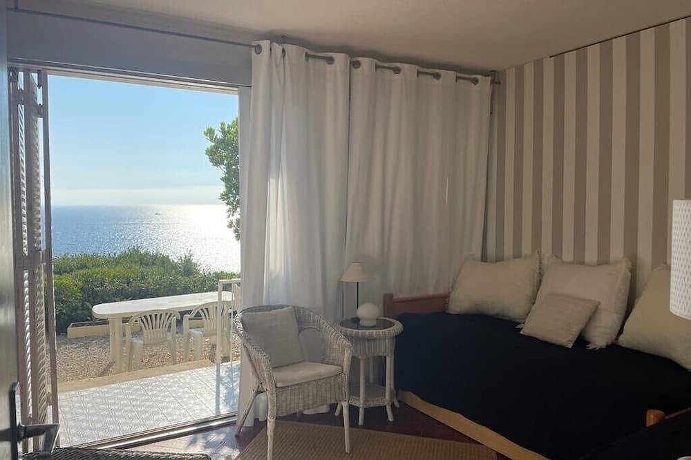 Ganze Wohnung, Ferienwohnung - Bormes les mimosas in Cap Bénat, Bormes-les-Mimosas