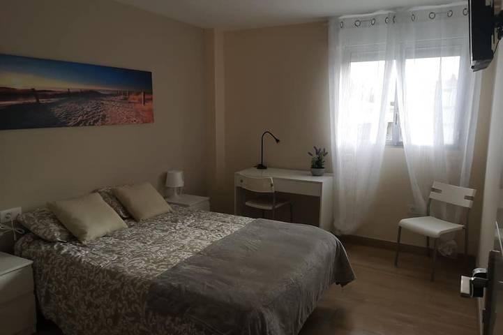 Appartement entier, Full apartment 13 beds and 3 bathrooms near the airport North La Laguna Tenerife in San Honorato, San Cristóbal de La Laguna