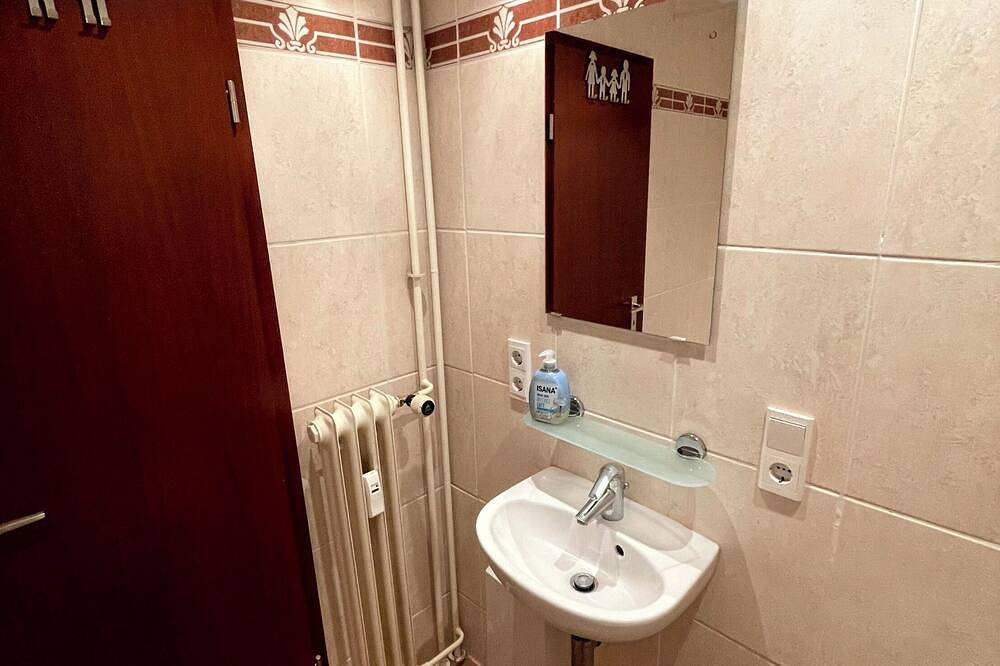 Ringstraße 15 W1 - 1 Schlafzimmer mit Balkon und Parkplatz in Neumünster, Schleswig-Holstein Binnenland
