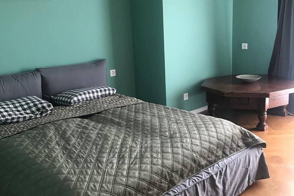 Apartamento entero, Chic & Serene: Modern 2Br Oasis in Renens with Ac in Renens, Distrito del Ouest lausannois