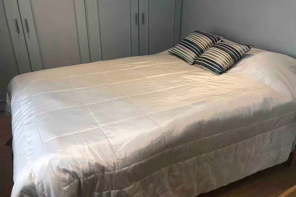 5000Sqfeet/3floors+studio/3parking/nearcity/garden in Zaventem, Vlaams-Brabant